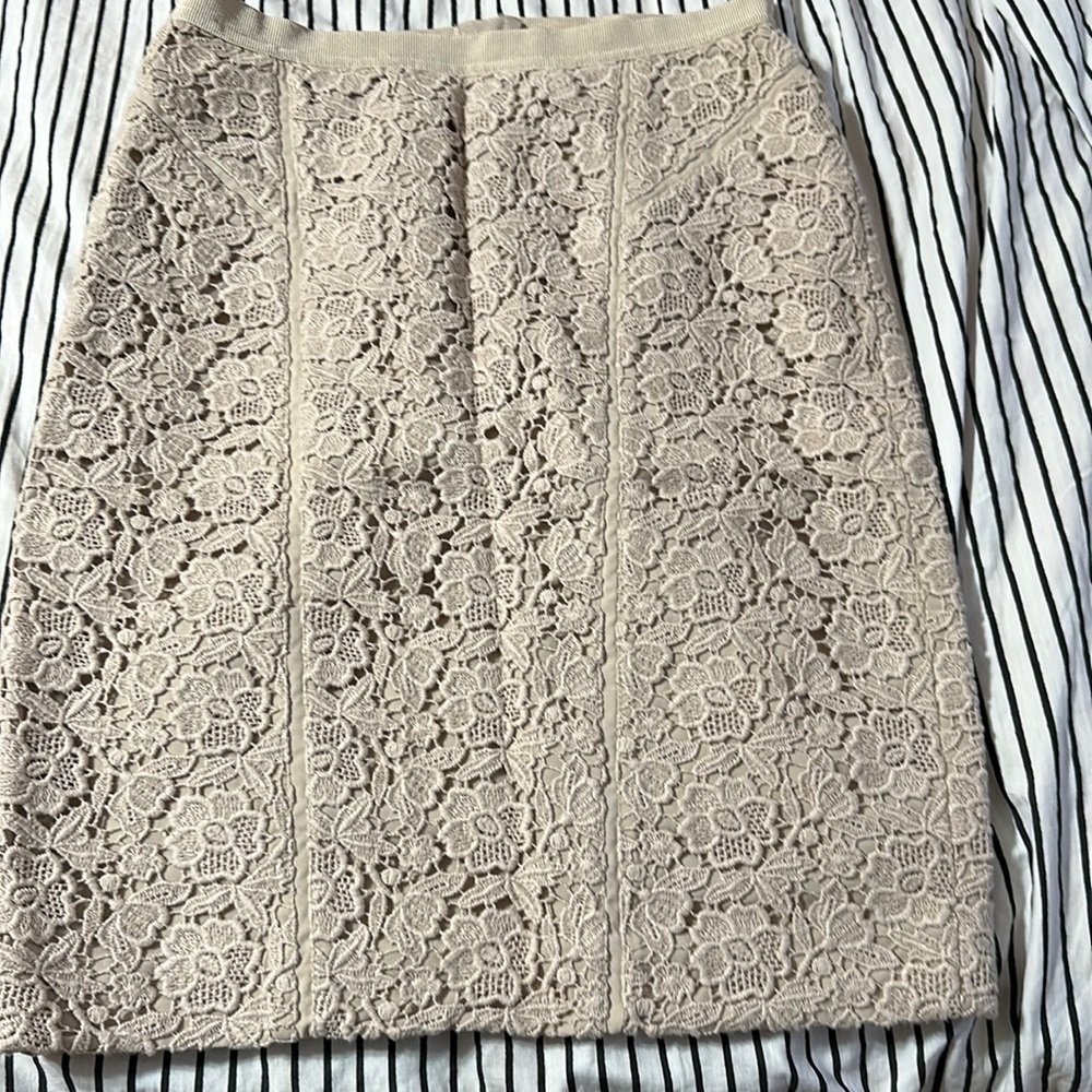 Ann Taylor Tan Lace Pencil Skirt 0P